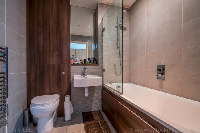 1 Bedroom Flat To Rent In Perry Vale, Forest Hill, London, SE23