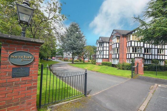 2 Bedroom Flat To Rent In South View Gardens, Schools Hill, Cheadle, SK8
