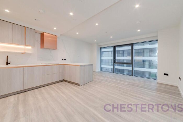 1 Bedroom Flat To Rent In Aspen, Consort Place, E14