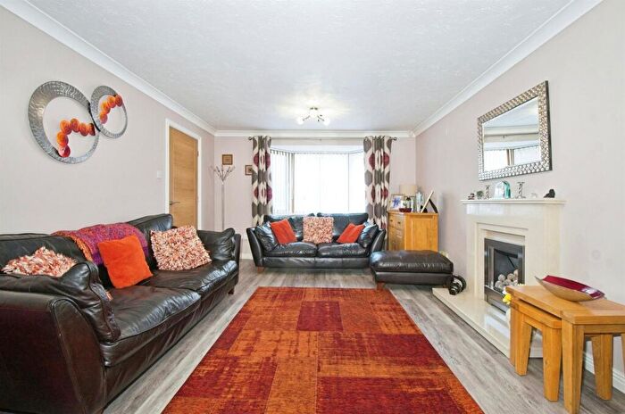 4 Bedroom Detached House For Sale In Bryn Melys, Bridgend, CF31