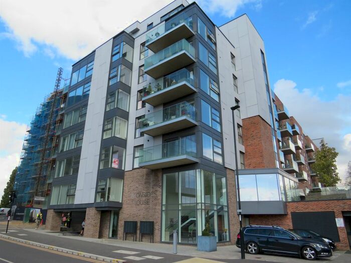 1 Bedroom Flat For Sale In East Station Road, Fletton Quays, Peterborough, PE2