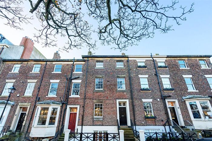 2 Bedroom Flat To Rent In Huntingdon Place, Tynemouth, NE30