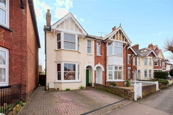 3 Bedroom Semi-Detached House To Rent In Douglas Road, Tonbridge, Kent, TN9