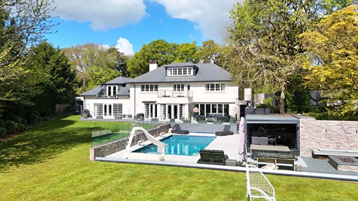 6 Bedroom Detached House For Sale In Picket Hill, Ringwood, Hampshire, BH24