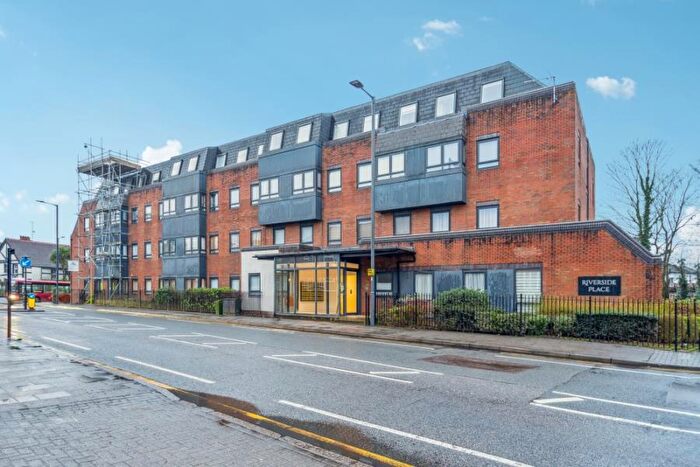 2 Bedroom Apartment To Rent In Riverside Place, Pinner, HA5
