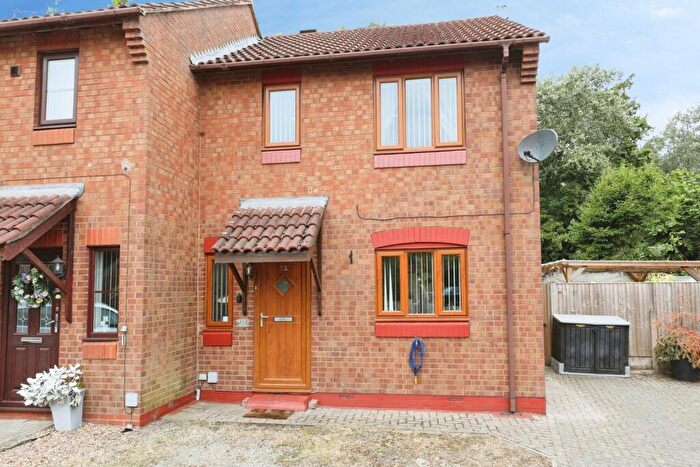 3 Bedroom Semi-Detached House For Sale In Malpas Close, Rudheath, Northwich, Cheshire, CW9