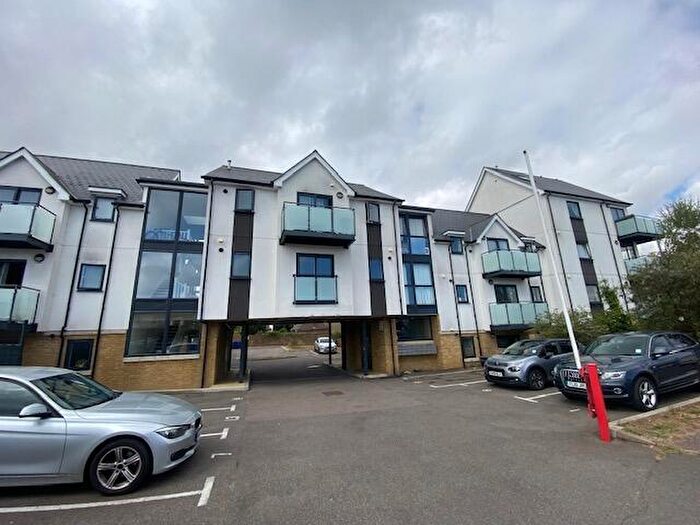 1 Bedroom Flat To Rent In London Road, Sittingbourne, ME10