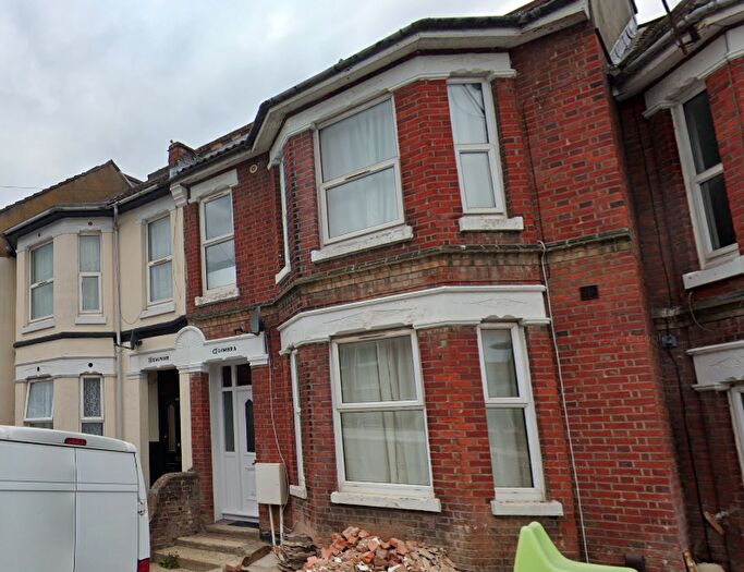 3 Bedroom Apartment To Rent In Tennyson Road, Portswood, Southampton, SO17