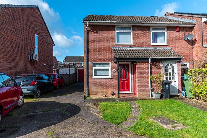 2 Bedroom End Terrace House For Sale In Dunster Gardens, Willsbridge, Bristol, BS30