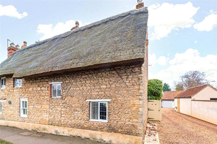1 Bedroom End Of Terrace House For Sale In Church Lane, Sharnbrook, Bedfordshire, MK44