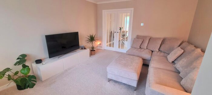 3 Bedroom Semi-Detached House To Rent In Fernie Gardens, Broughty Ferry, Dundee, DD5