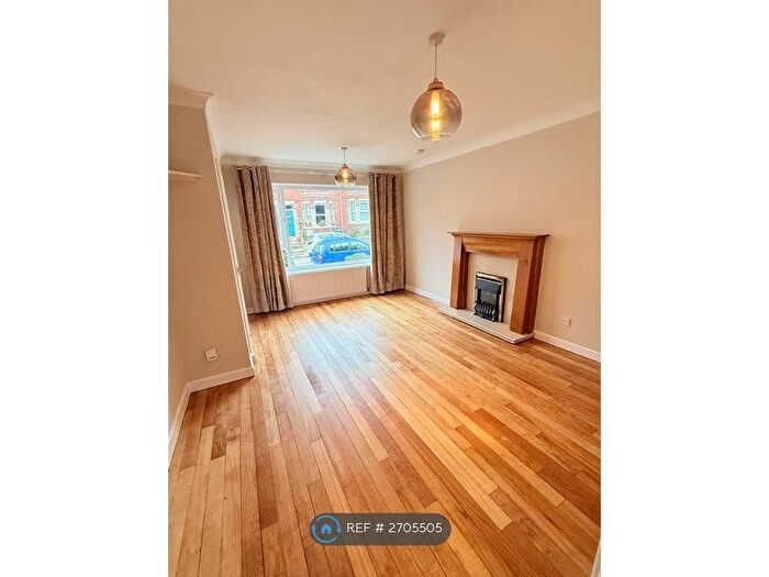 3 Bedroom End Of Terrace House To Rent In Athelstan Road, Exeter, EX1