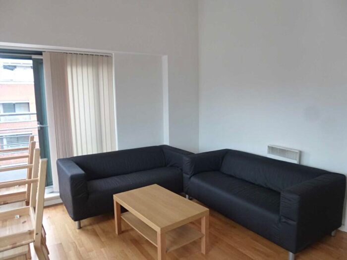 2 Bedroom Apartment To Rent In Apartment Pearl House, Lower Ormond Street, M1