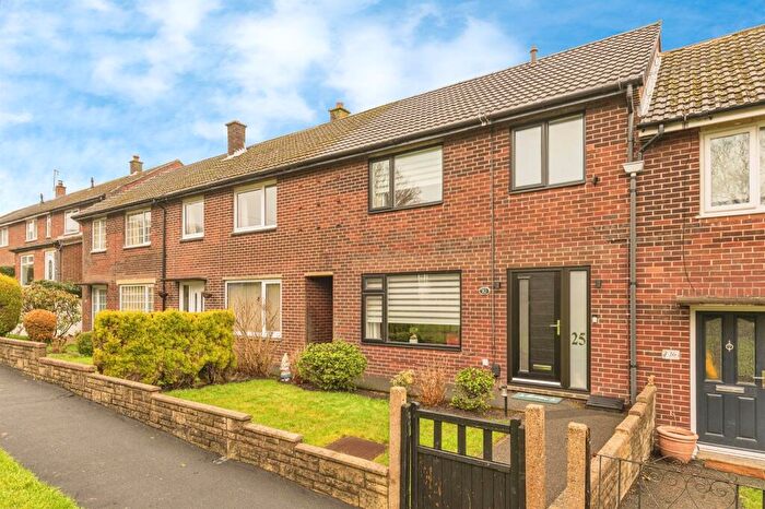 3 Bedroom Terraced House For Sale In Lower Hey, Meltham, Holmfirth, HD9