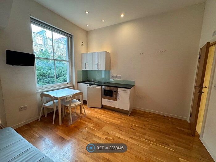 1 Bedroom Flat To Rent In Blythe Road, London, W14