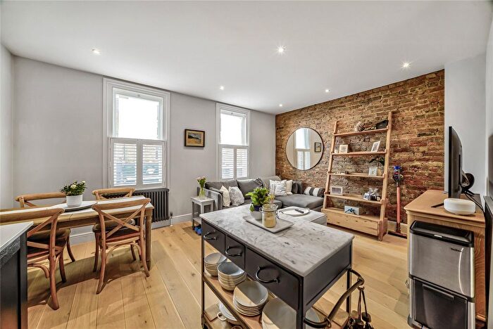 1 Bedroom Flat For Sale In Wandsworth Bridge Road, Fulham, London, SW6