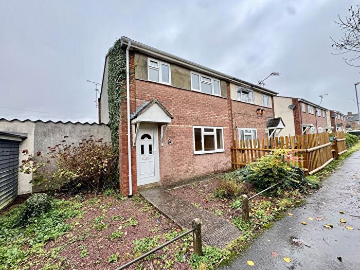 2 Bedroom Semi Detached House For Sale In Ten Acres, Shaftesbury - No Onward Chain, SP7