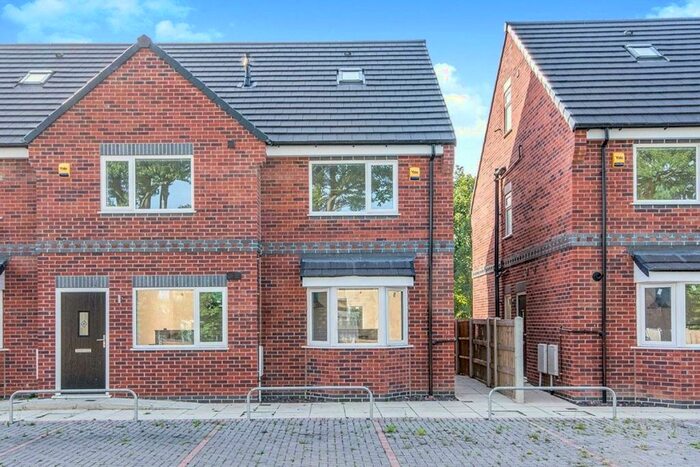 3 Bedroom Semi-Detached House To Rent In Marlborough Road, Askern, Doncaster, South Yorkshire, DN6