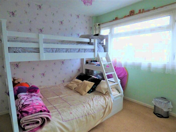 3 Bedroom Terraced House To Rent In Common Road, Langley, SL3