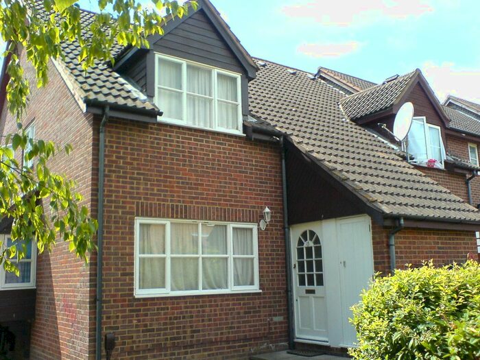 1 Bedroom End Of Terrace House To Rent In Talgarth Walk, Colindale, London, NW9