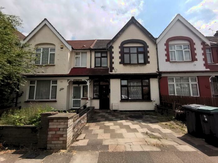 4 Bedroom Terraced House To Rent In Great Cambridge Road, Tottenham, N17