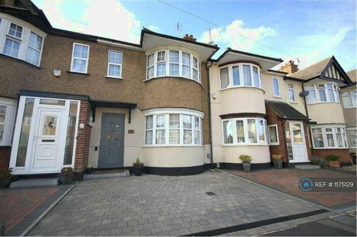 3 Bedroom Terraced House To Rent In Exmouth Road, Ruislip, HA4