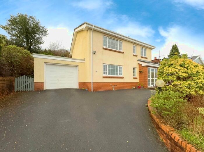 3 Bedroom Detached House For Sale In Brodawel, Llannon, Llanelli, Carmarthenshire, SA14