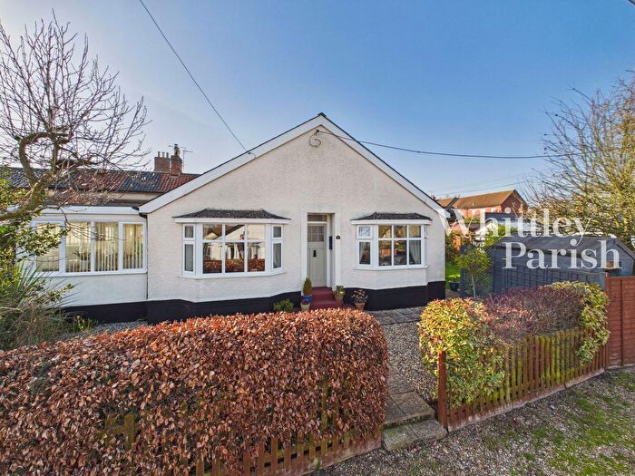 2 Bedroom Chalet For Sale In Manor Gardens, Diss, IP22