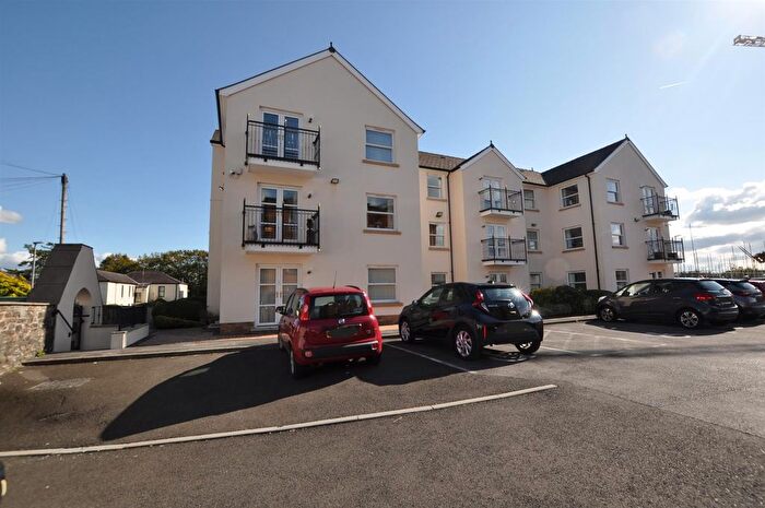 2 Bedroom Flat For Sale In The Parade, Carmarthen, SA31