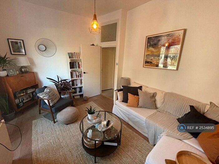 1 Bedroom Flat To Rent In Ennis Road, London, N4