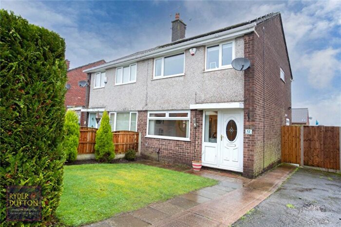 3 Bedroom Semi-Detached House To Rent In Chelmer Grove, Heywood, Greater Manchester, OL10