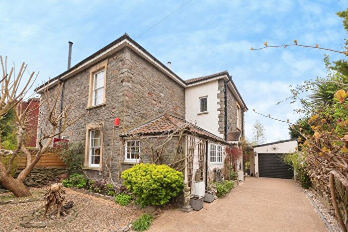 3 Bedroom Semi Detached House For Sale In Shrubbery Road, Downend, Bristol, BS16