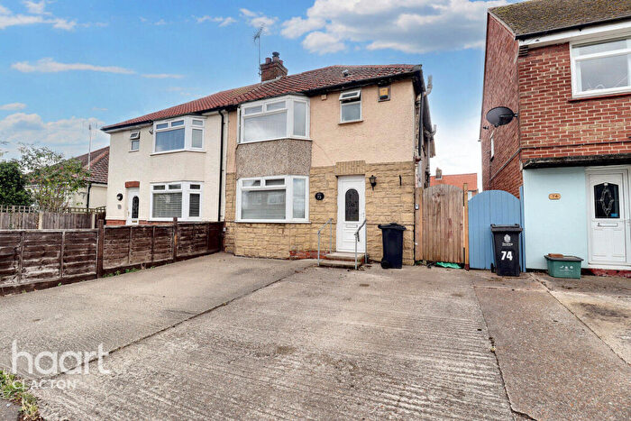 4 Bedroom Semi-Detached House For Sale In Valley Road, Harwich, CO12