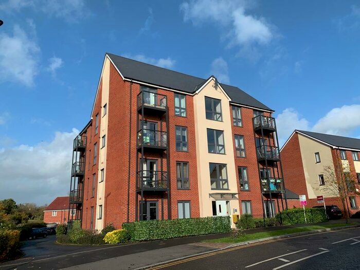 1 Bedroom Flat To Rent In Jenner Boulevard, Bristol, BS16