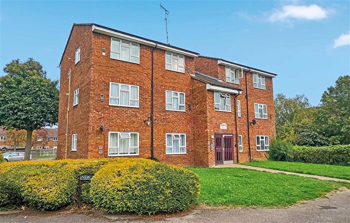 1 Bedroom Flat For Sale In New Road, Datchet, Slough, SL3