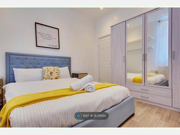 2 Bedroom Flat To Rent In Belvedere Road, Bournemouth, BH3