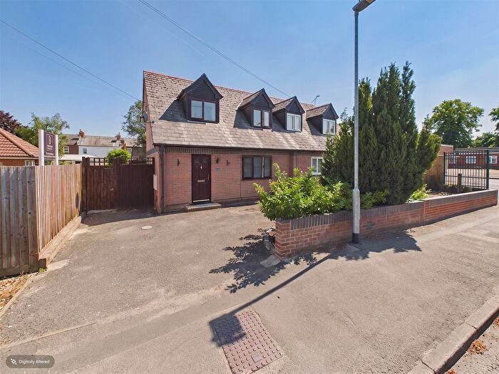2 Bedroom Semi-Detached House For Sale In Chapel Hill, Tilehurst, Reading, RG31