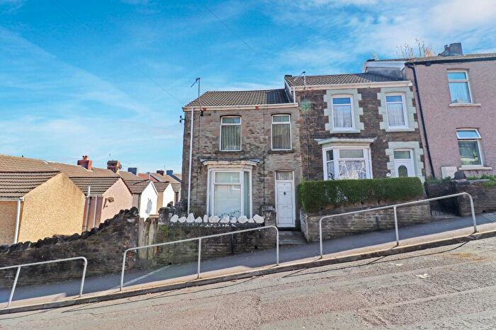 3 Bedroom Terraced House To Rent In Waun Wen Road, Swansea, SA1