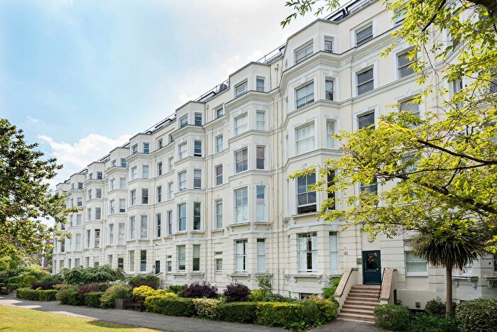 Studio For Sale In Colville Gardens, Notting Hill, W11