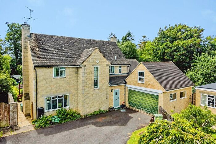 5 Bedroom Detached House For Sale In The Wharfings, Kempsford, Gloucestershire, GL7