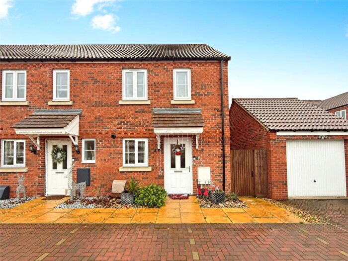 2 Bedroom End Of Terrace House For Sale In Centurion Drive, Kirby Muxloe, Leicestershire, LE9