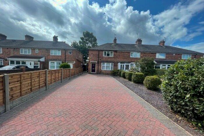 3 Bedroom Semi-Detached House To Rent In Starcross Road, Birmingham, B27