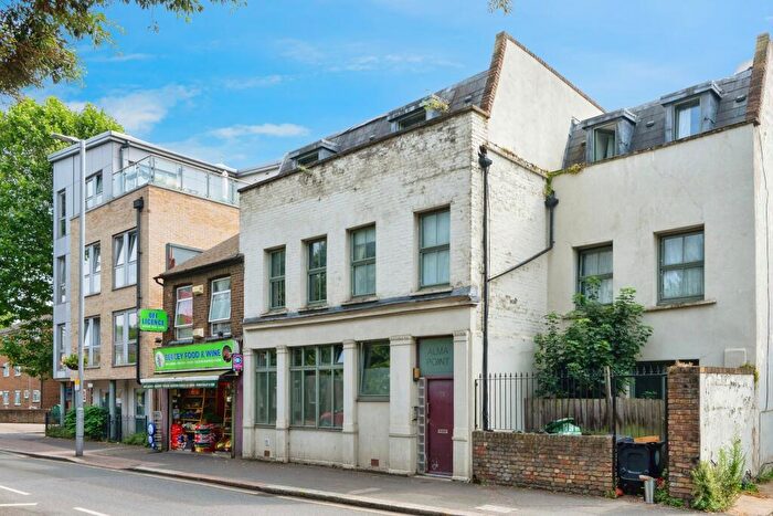 1 Bedroom Apartment To Rent In Church Road, Leyton, E10