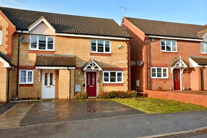 3 Bedroom End Of Terrace House For Sale In Palmer Crescent, Leighton Buzzard, LU7