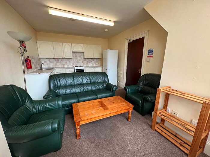 4 Bedroom Flat To Rent In Flat L, Panmure Street, Dundee, DD1