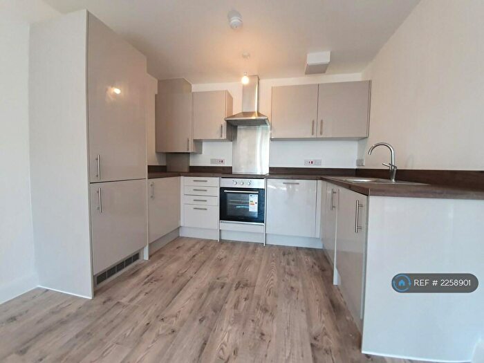2 Bedroom Flat To Rent In Homa House, Stockport, SK1