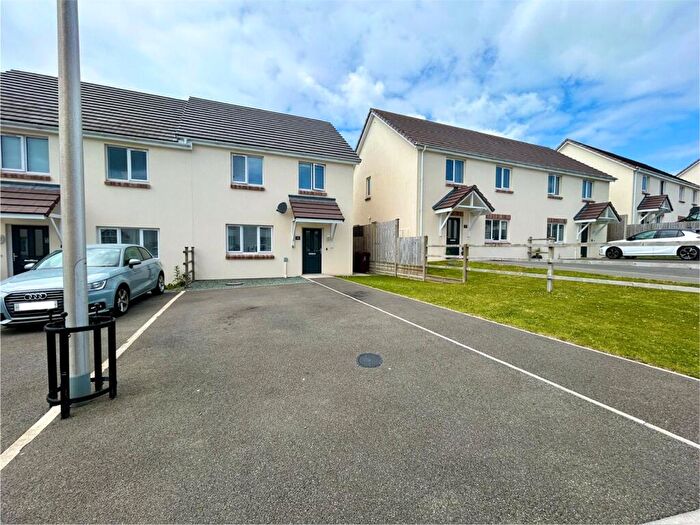 2 Bedroom End Of Terrace House For Sale In Beaconing Drive, Steynton, Milford Haven, Pembrokeshire, SA73