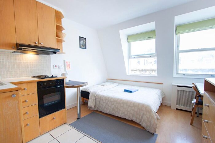 Studio To Rent In Penywern Road, Earl's Court, London, SW5