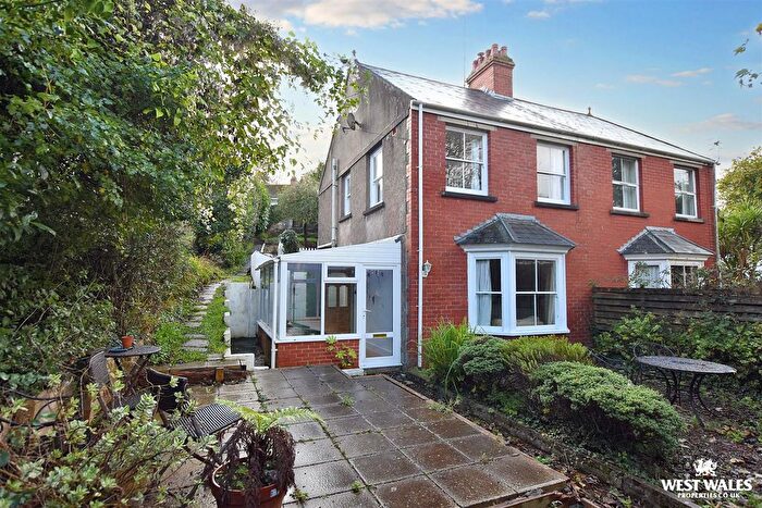 4 Bedroom Semi-detached House For Sale In St. Johns Croft, Tenby, SA70