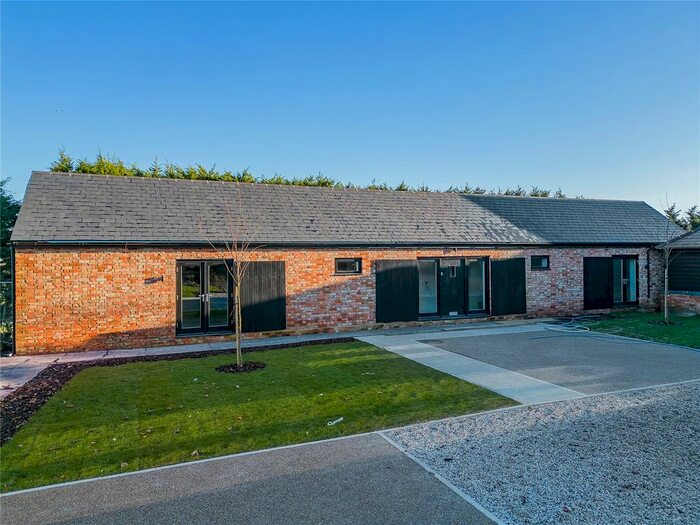 3 Bedroom Bungalow For Sale In Plot, Rawreth, Wickford, Essex, SS11